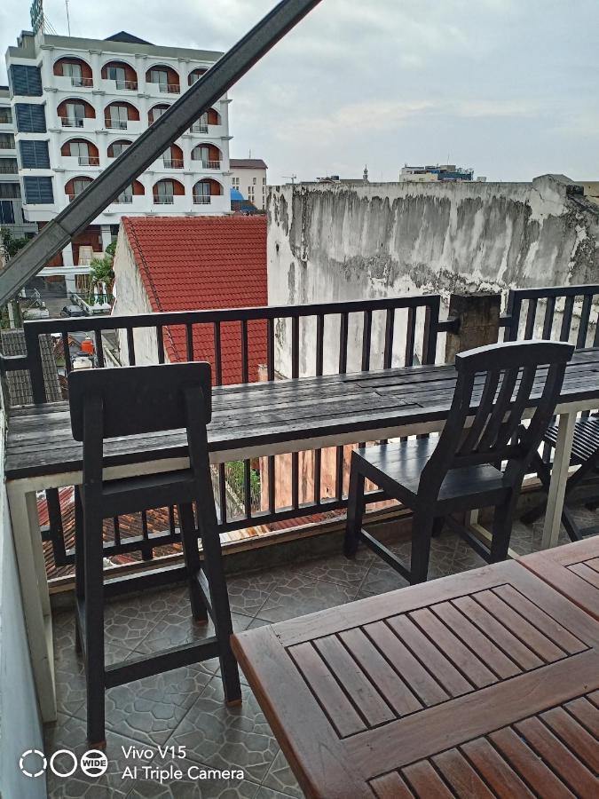 Losmen Fadel Malioboro Jogja Yogyakarta Extérieur photo